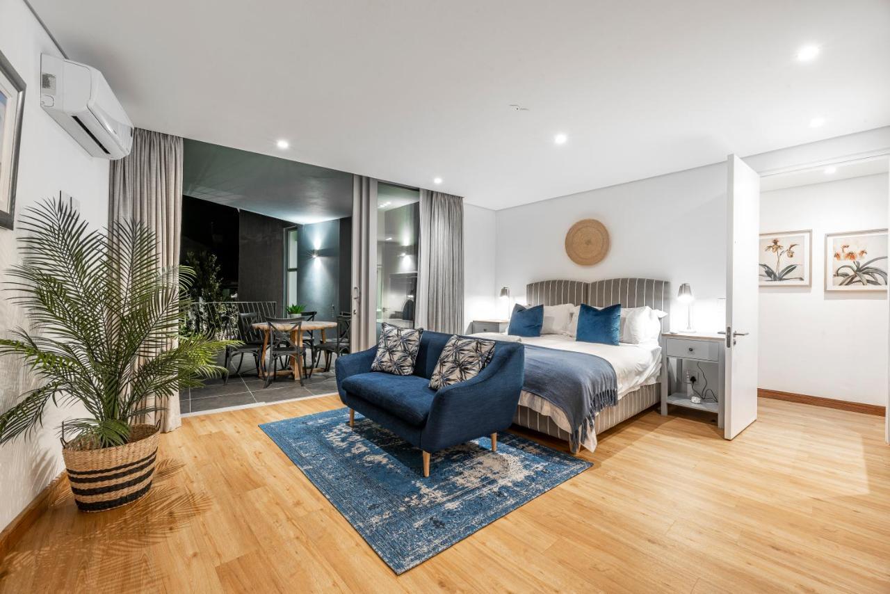 17 Marine, 2 Bedroom Sea-Facing Apt101 Hermanus Buitenkant foto