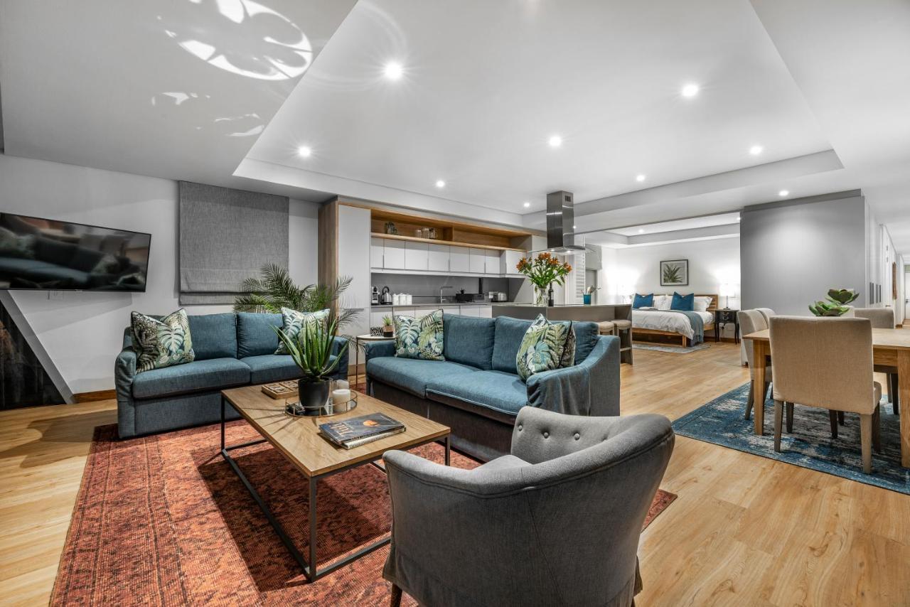 17 Marine, 2 Bedroom Sea-Facing Apt101 Hermanus Buitenkant foto